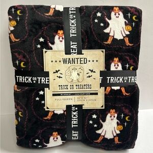 Wanted Trick or Treaters Viral Cowboy Full/Queen Ghost Halloween Blanket NEW